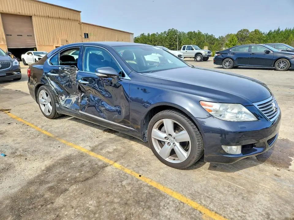 2010 LEXUS LS 460  