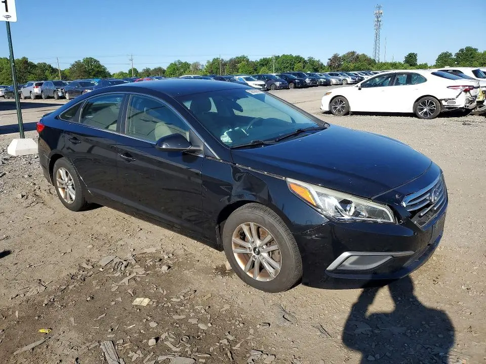 2016 HYUNDAI SONATA SE  