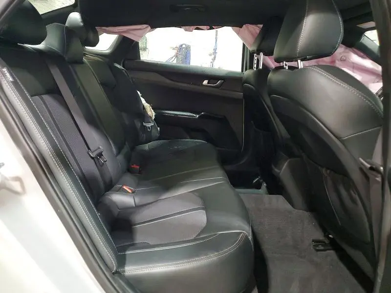 2022 KIA K5 GT LINE  