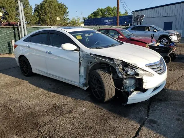 2013 HYUNDAI SONATA SE  