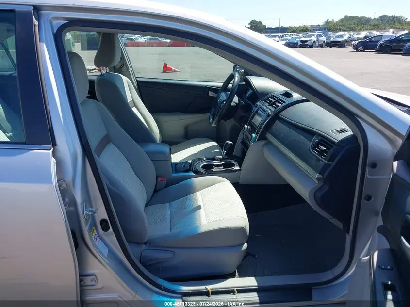 2013 TOYOTA CAMRY LE