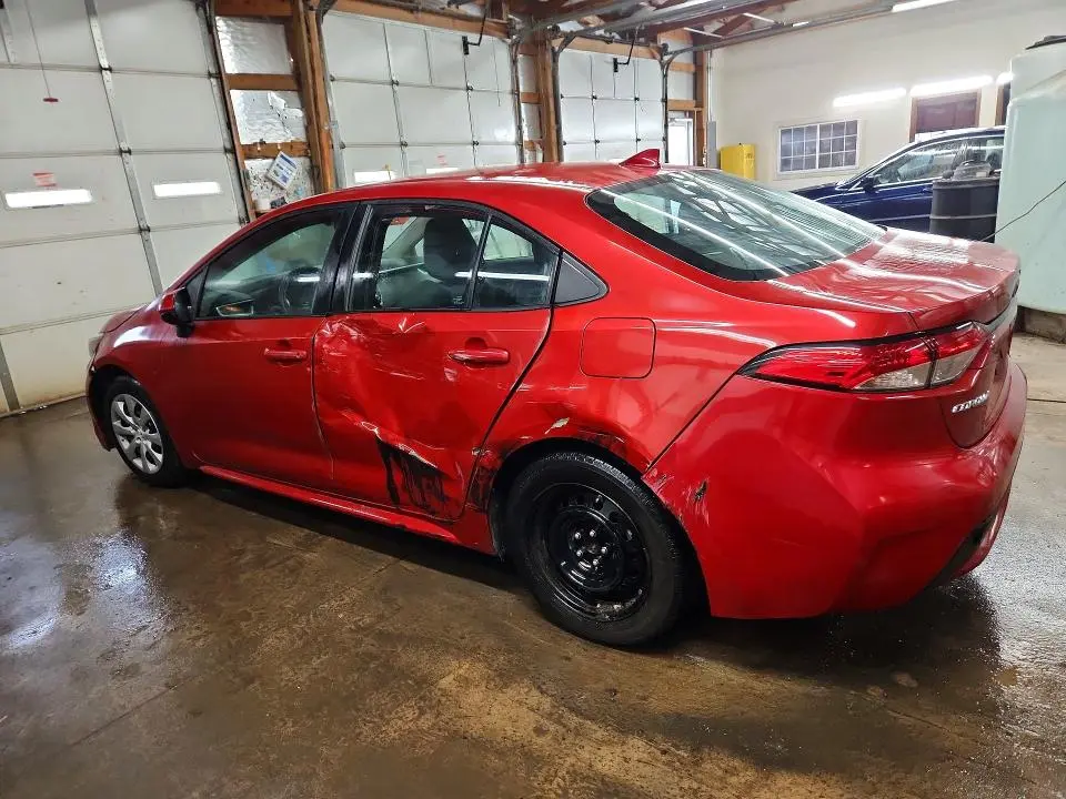 2021 TOYOTA COROLLA LE  