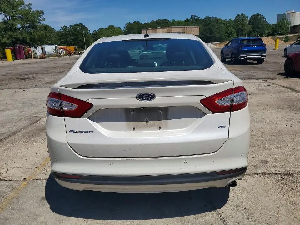 2015 FORD FUSION SE  