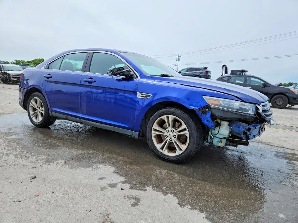 2015 FORD TAURUS SEL  