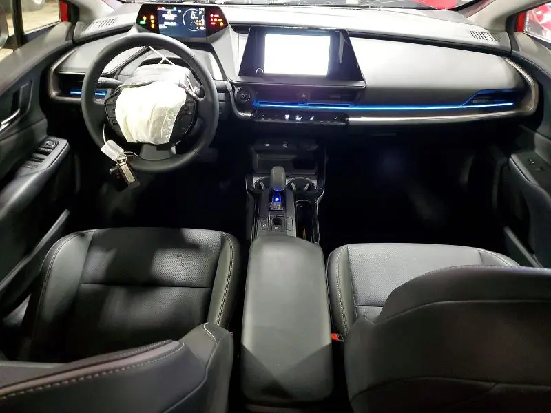 2025 TOYOTA PRIUS XLE  