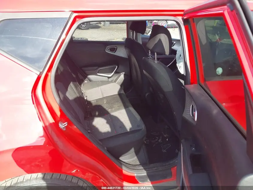 2022 KIA SOUL LX