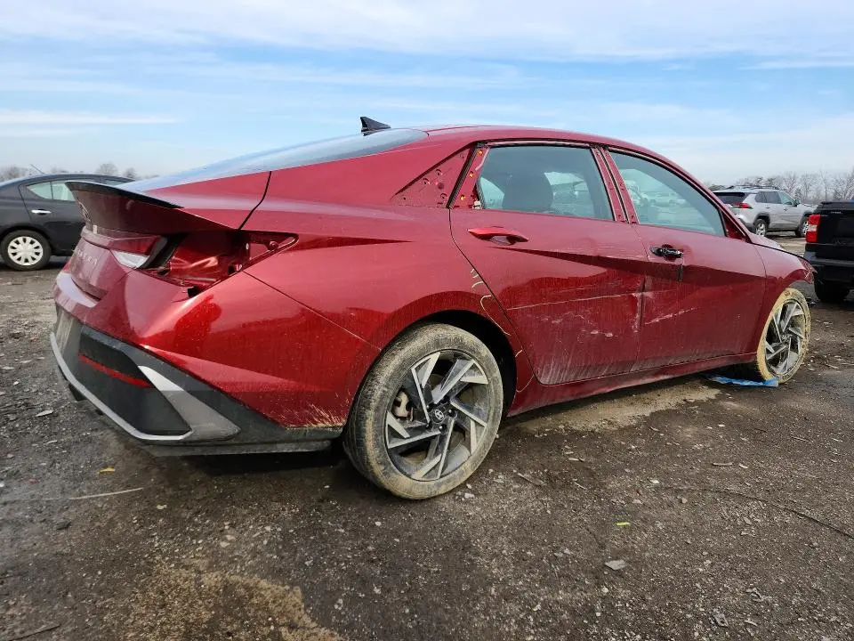 2025 HYUNDAI ELANTRA SEL SPORT  