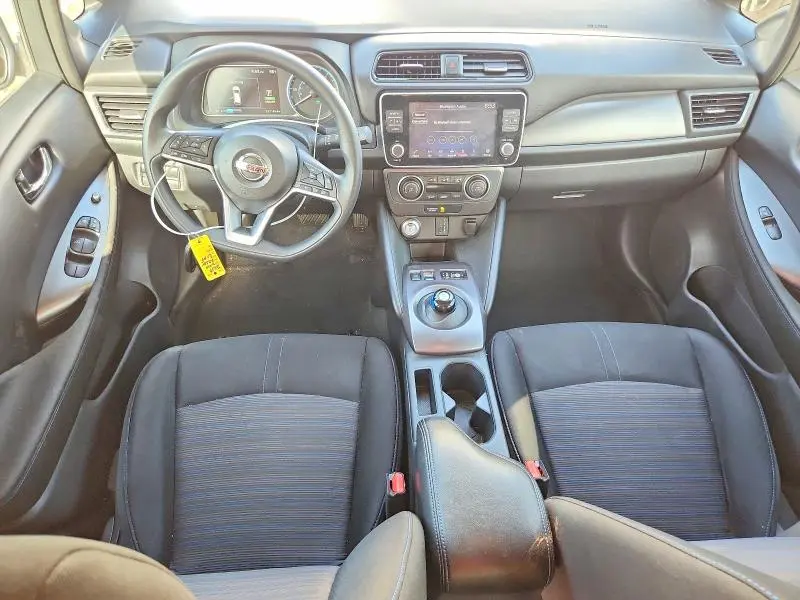 2020 NISSAN LEAF S  