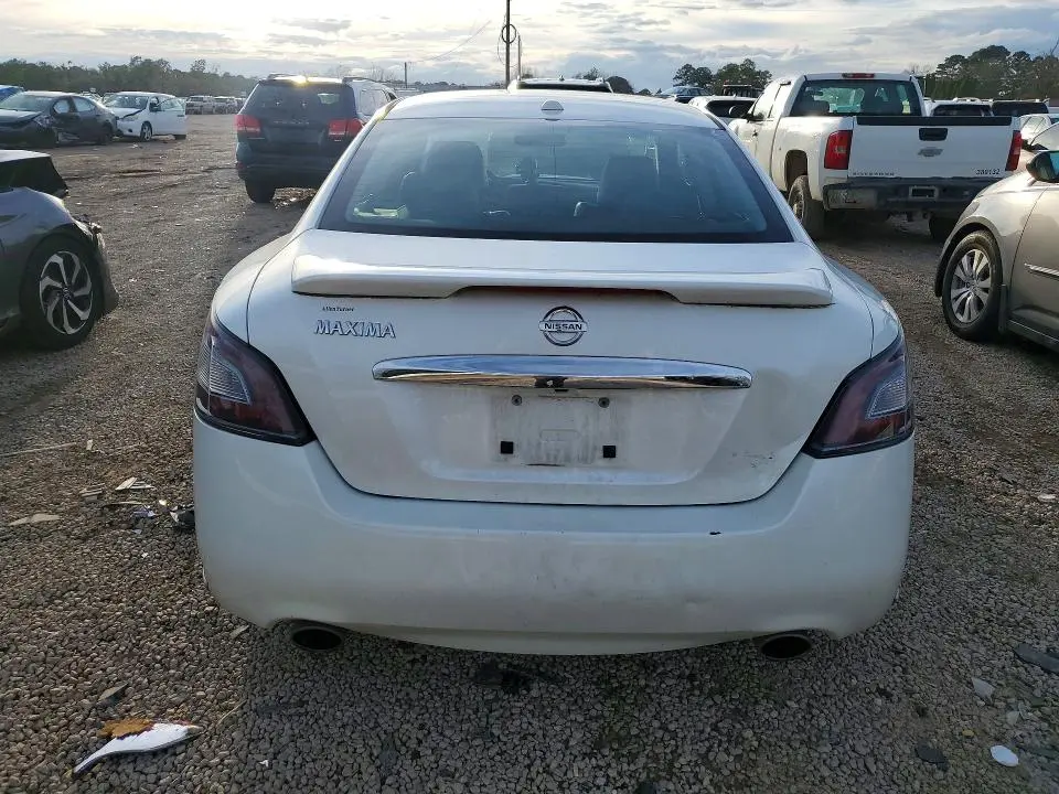 2014 NISSAN MAXIMA S  