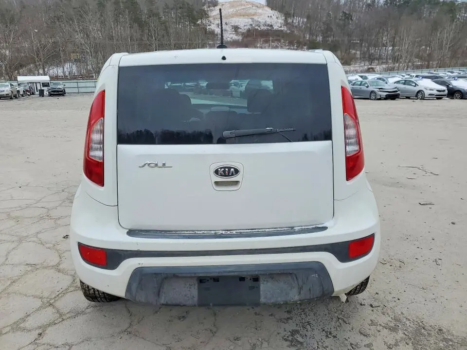2012 KIA SOUL +  