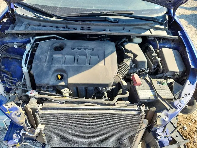 2017 TOYOTA COROLLA SE  