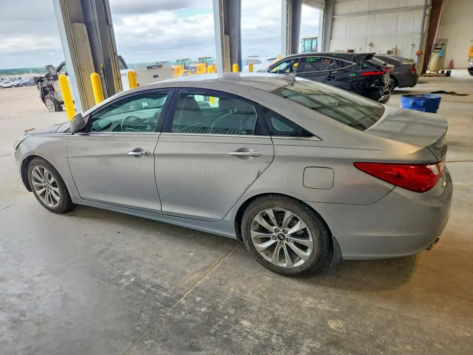 2012 HYUNDAI SONATA SE  
