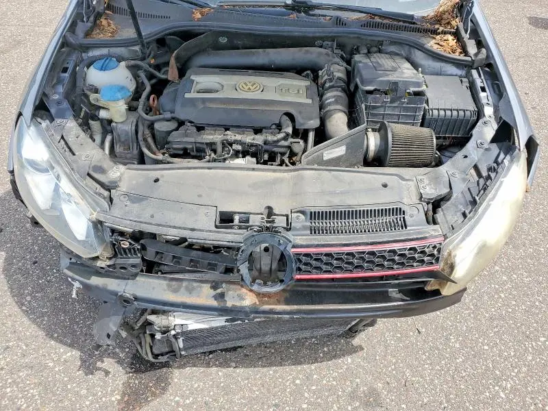 2010 VOLKSWAGEN GTI   