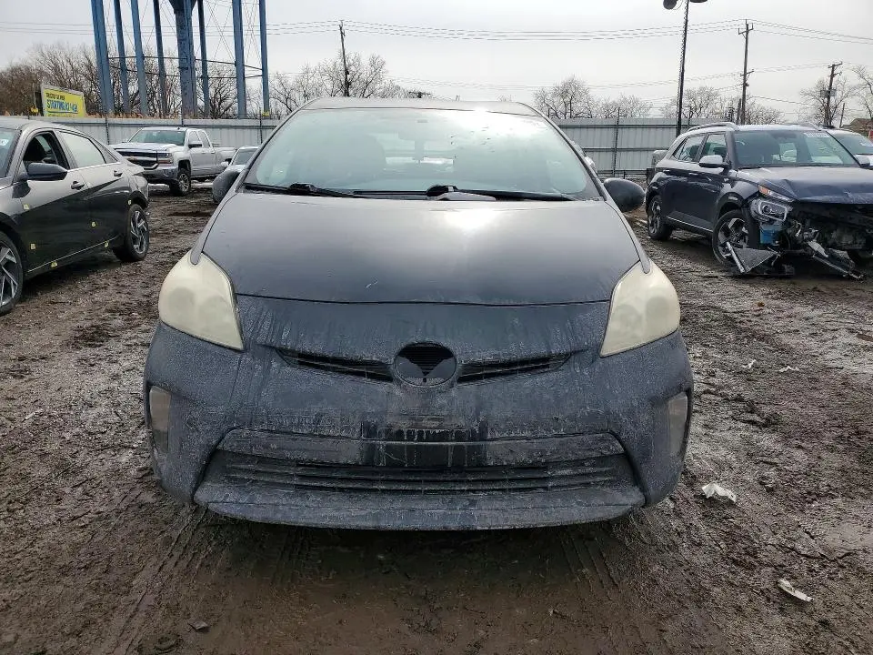 2013 TOYOTA PRIUS THREE  