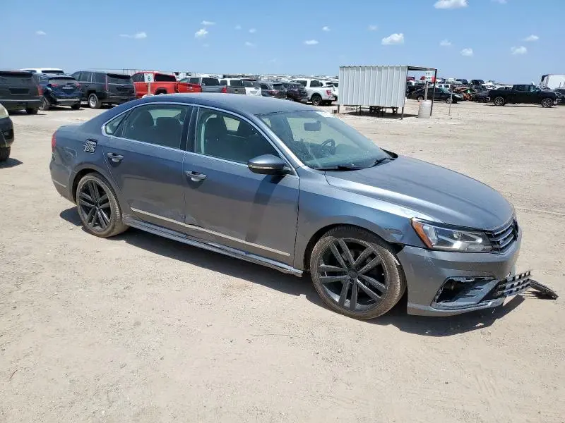 2016 VOLKSWAGEN PASSAT S  