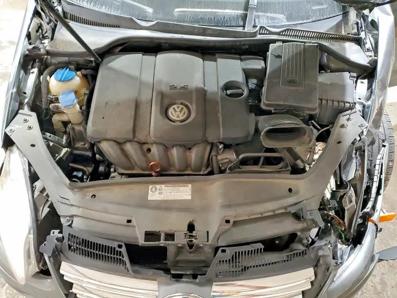 2010 VOLKSWAGEN JETTA S  