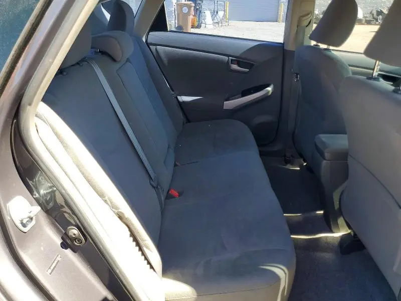 2010 TOYOTA PRIUS II  