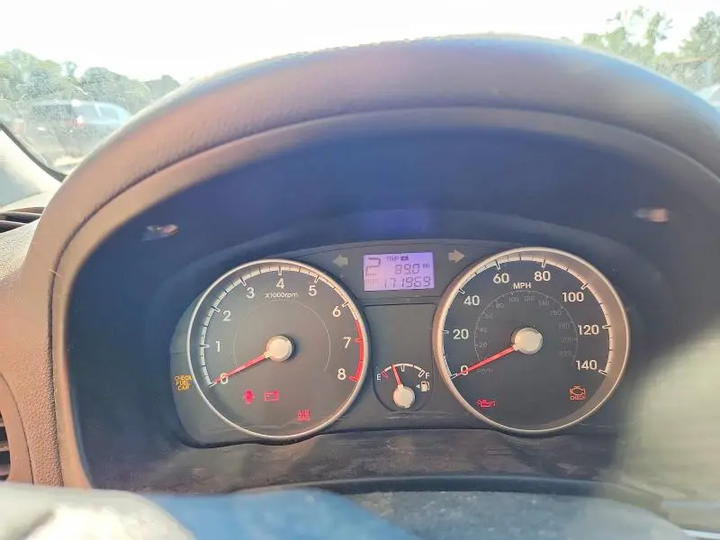 2010 HYUNDAI ACCENT GLS  