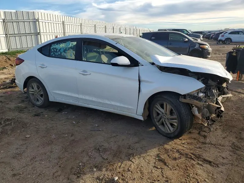 2019 HYUNDAI ELANTRA SEL  