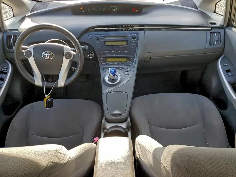 2011 TOYOTA PRIUS   