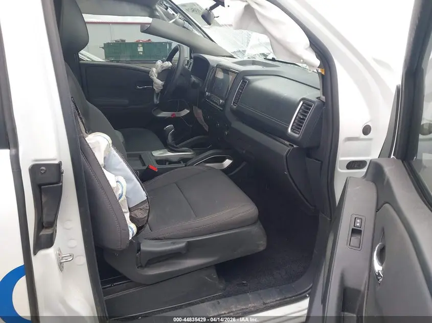 2024 NISSAN FRONTIER KING CAB SV 4X4