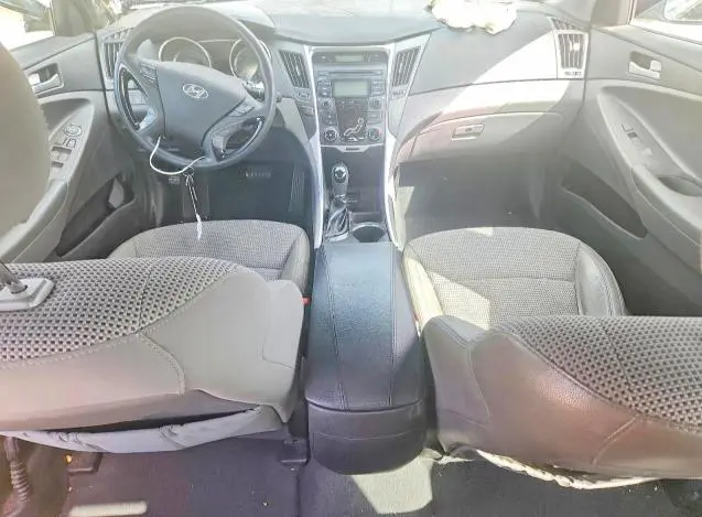 2012 HYUNDAI SONATA GLS  