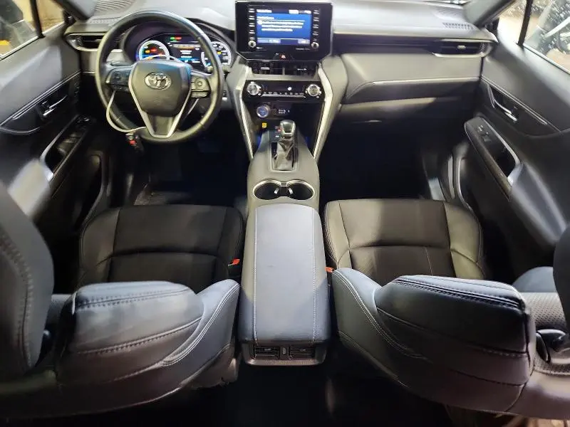 2021 TOYOTA VENZA XLE  