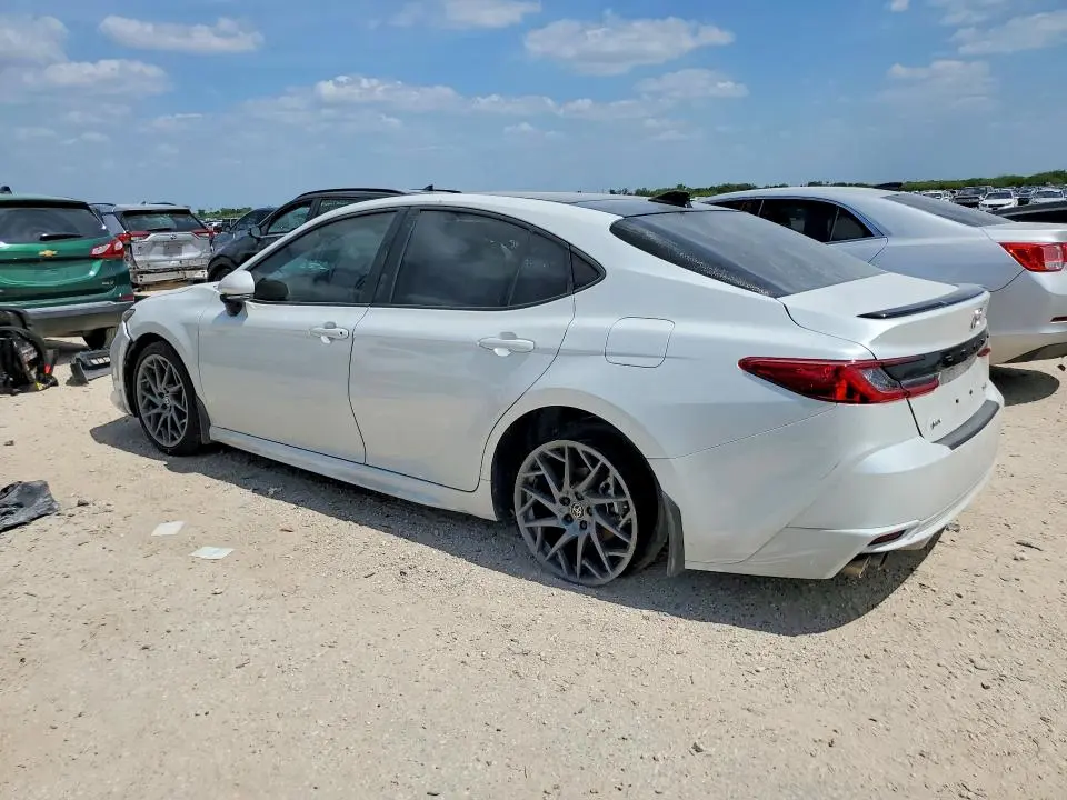 2025 TOYOTA CAMRY XSE  