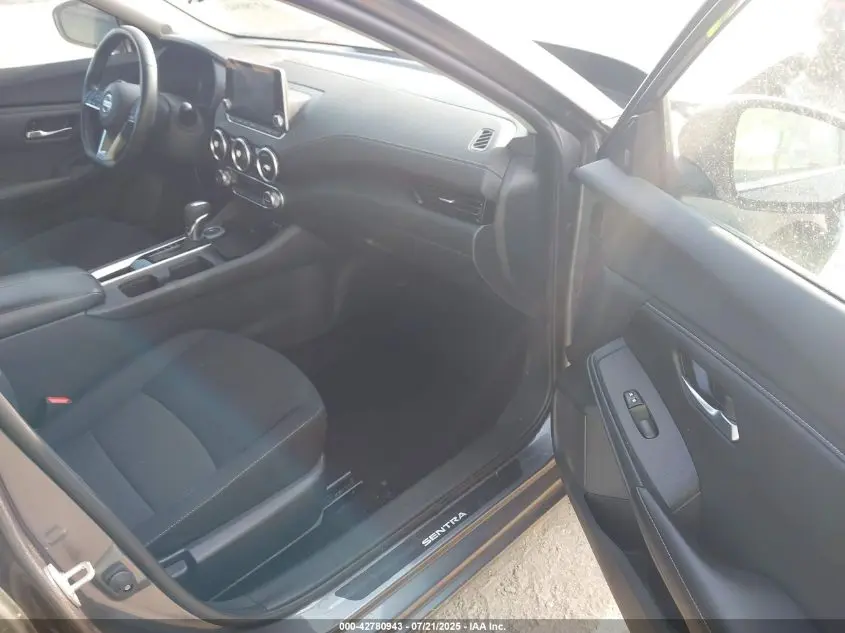 2023 NISSAN SENTRA SV XTRONIC CVT