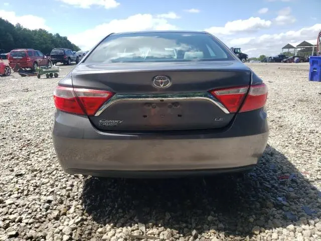 2016 TOYOTA CAMRY LE  