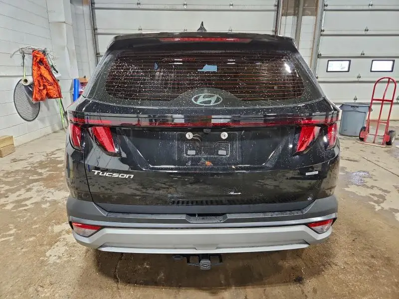 2025 HYUNDAI TUCSON SE  