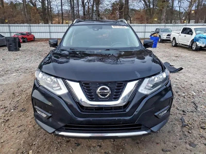 2019 NISSAN ROGUE S  
