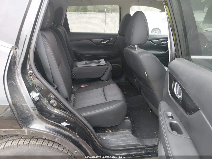 2019 NISSAN ROGUE SV