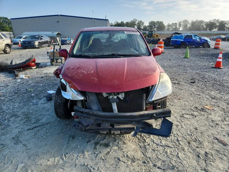 2010 NISSAN VERSA 1.8 S  