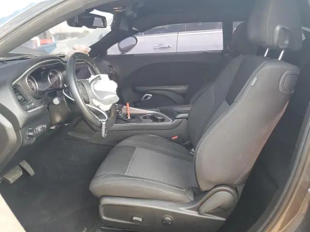 2022 DODGE CHALLENGER SXT  