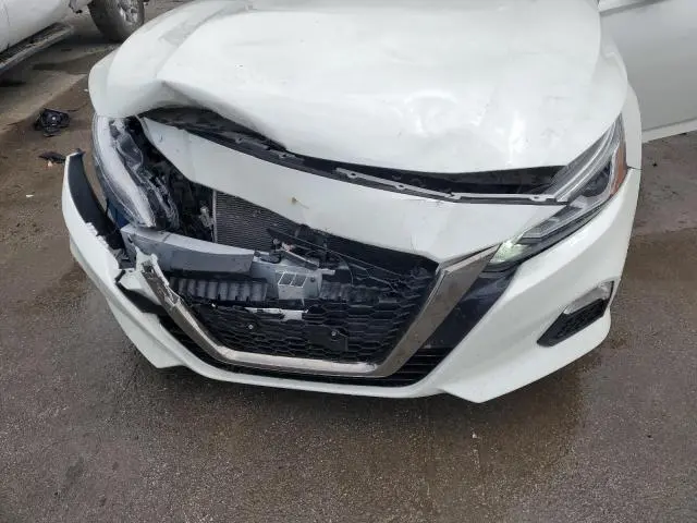 2020 NISSAN ALTIMA SR  