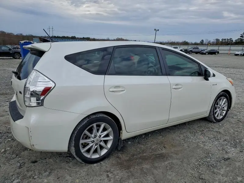 2012 TOYOTA PRIUS V   