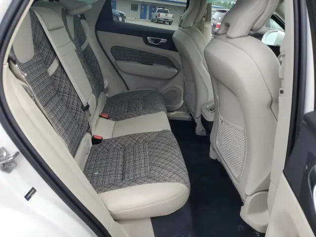 2021 VOLVO XC60 T5 MOMENTUM  