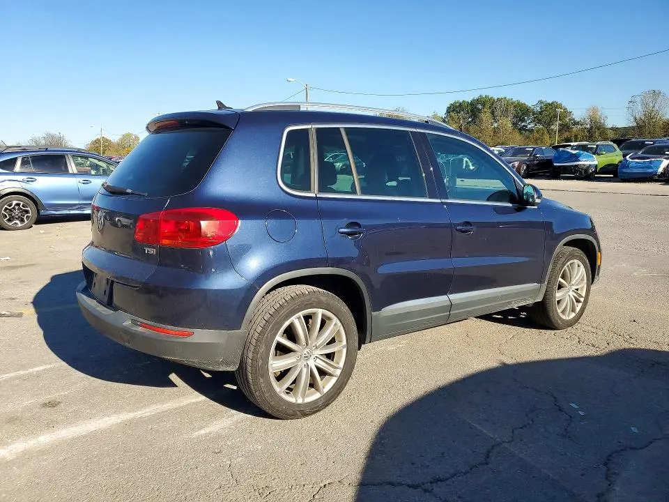 2016 VOLKSWAGEN TIGUAN S  