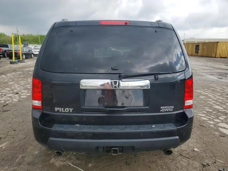 2011 HONDA PILOT TOURING  