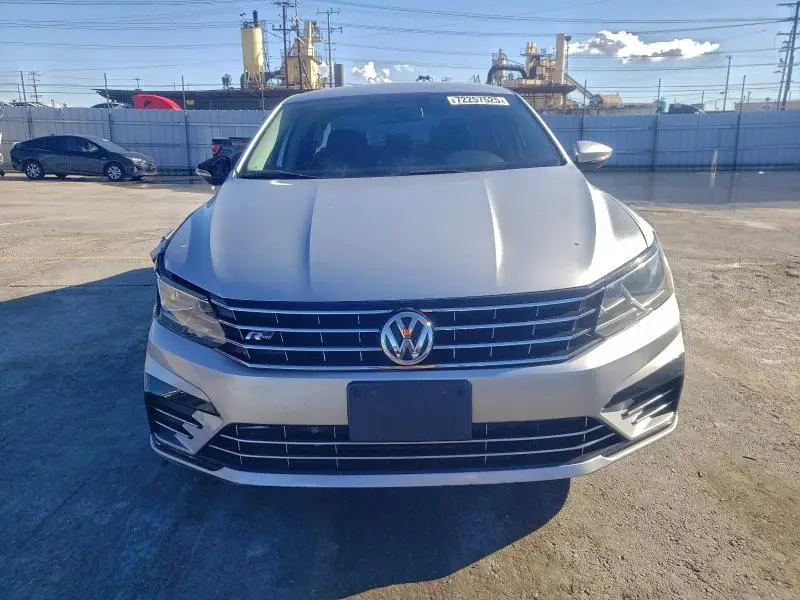 2016 VOLKSWAGEN PASSAT S  