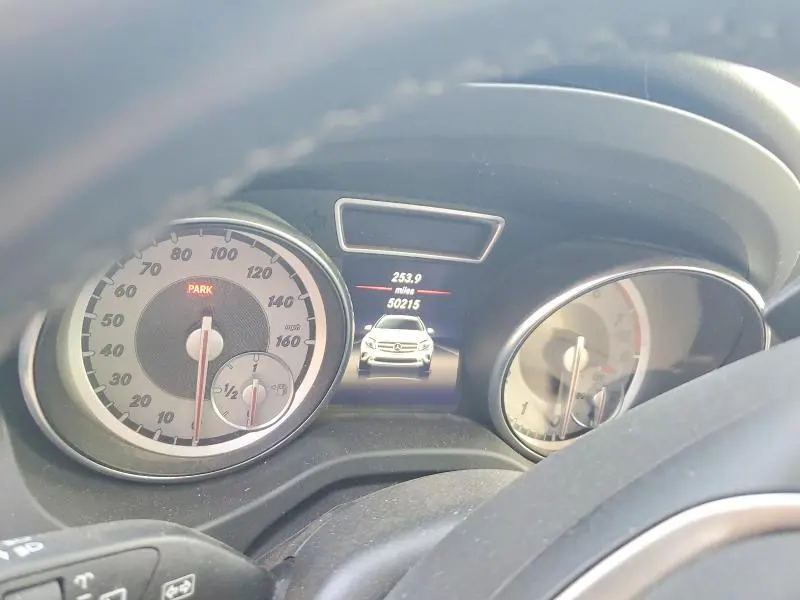 2015 MERCEDES-BENZ GLA   