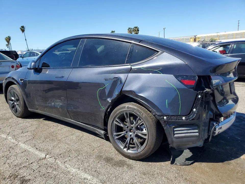 2024 TESLA MODEL Y   