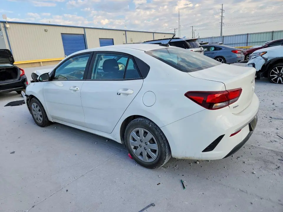 2022 KIA RIO LX  