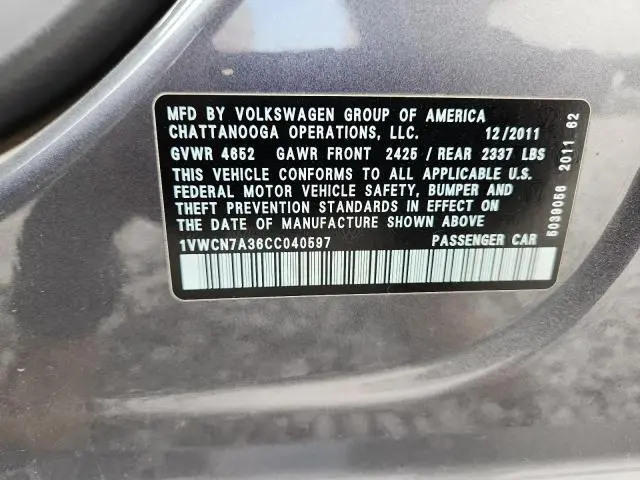 2012 VOLKSWAGEN PASSAT SEL  