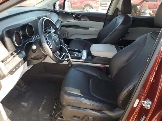 2023 KIA CARNIVAL LX  
