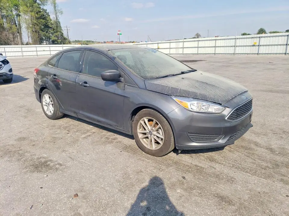 2018 FORD FOCUS SE  