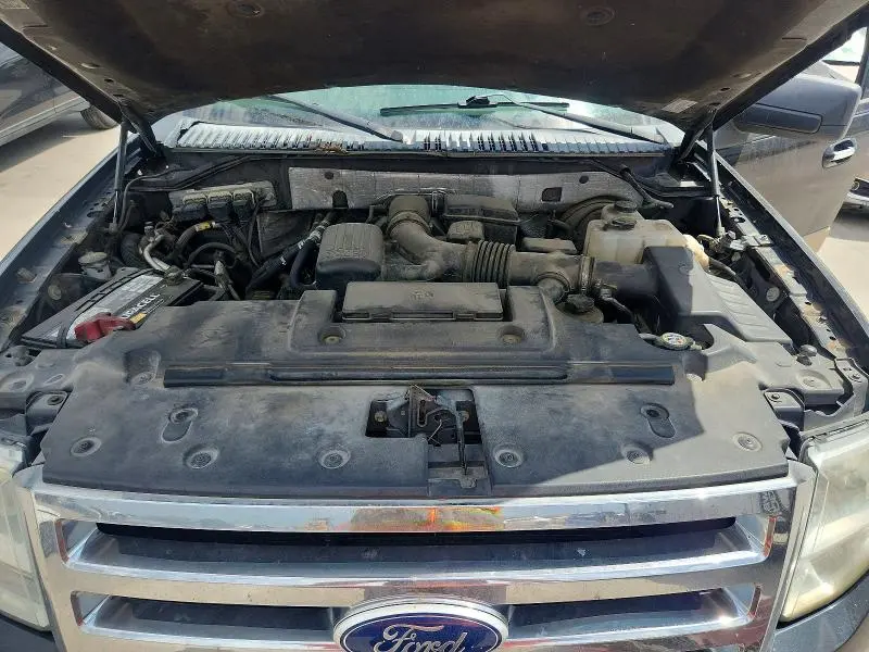 2011 FORD EXPEDITION XLT  