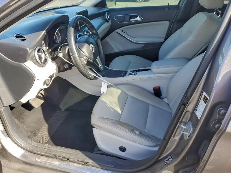 2015 MERCEDES-BENZ GLA 250  