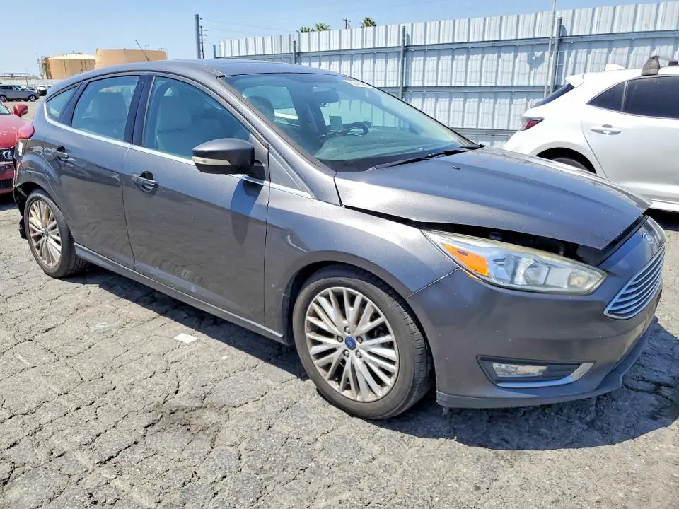 2018 FORD FOCUS TITANIUM  